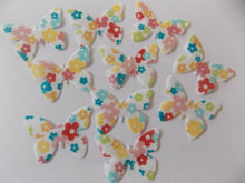 Load image into Gallery viewer, 20 PRECUT Edible White Flower wafer paper Butterflies cake/cupcake toppers
