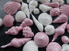 Load image into Gallery viewer, 40 Edible Pink and White Shimmery Sea shells fondant cake/cupcake toppers

